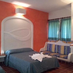 Sextuple Room